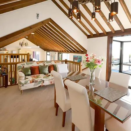 Amazing Puerto Del Carmen 4 Bedrooms Seaside Private Pool 빌라 *