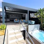 Villa Amazing Puerto Del Carmen 4 Bedrooms Seaside Private Pool And Stunning Mountain Views Lanzarote
