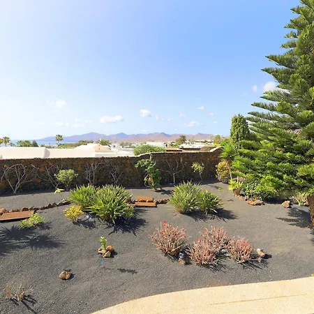 Amazing Puerto Del Carmen 4 Bedrooms Seaside Private Pool And Stunning Mountain Views Lanzarote Villa