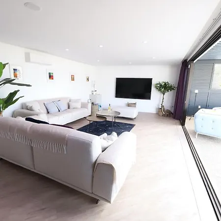 Amazing Puerto Del Carmen 4 Bedrooms Seaside Private Pool Villa *